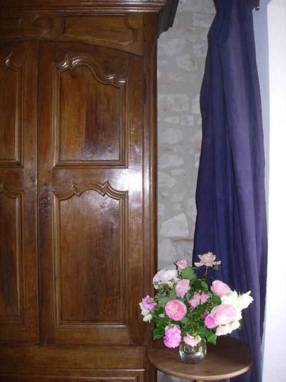 Gli Appartamenti Di Torre Bertona Τόντι Δωμάτιο φωτογραφία
